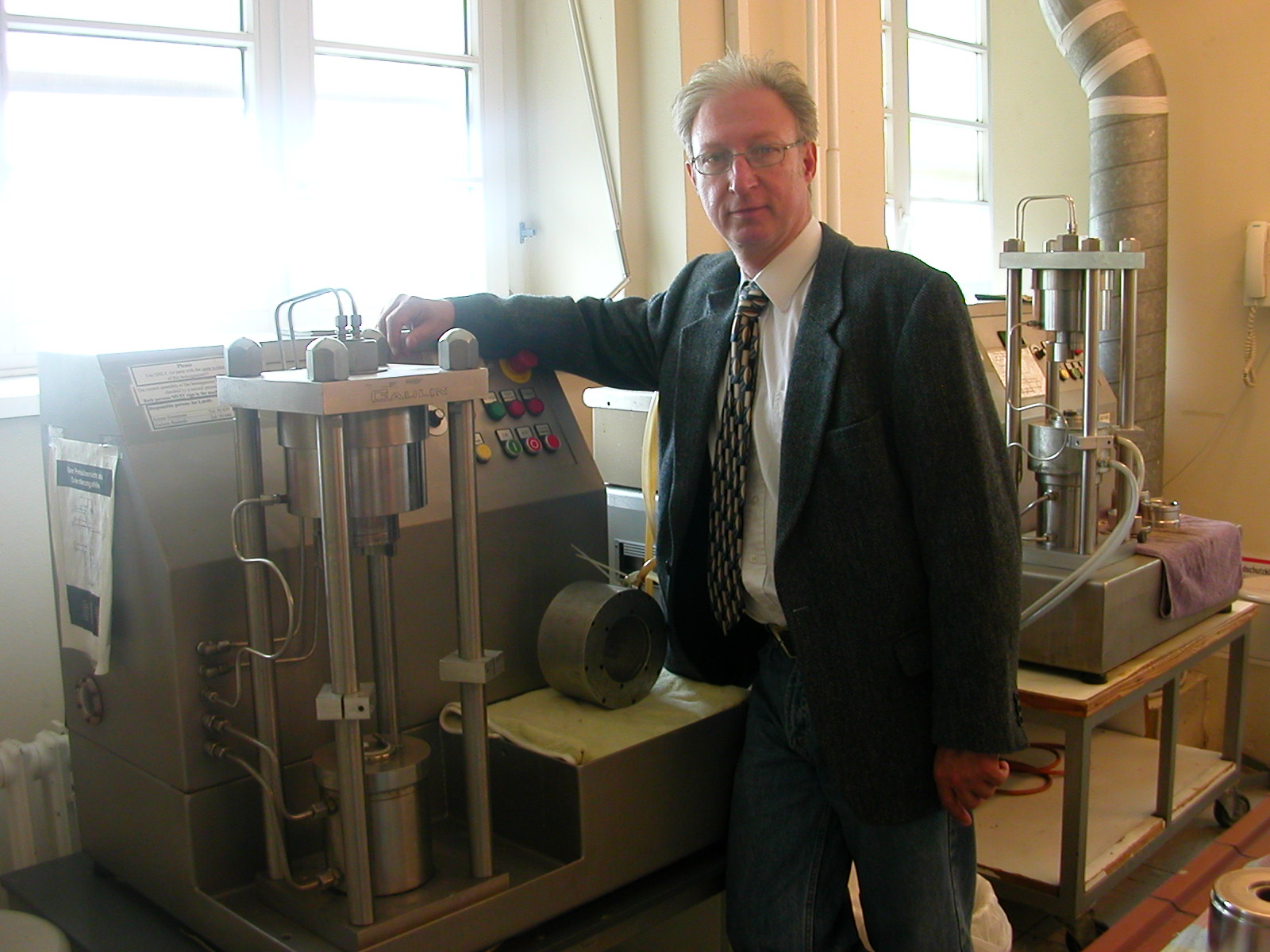 Prof. Dr. M�ller